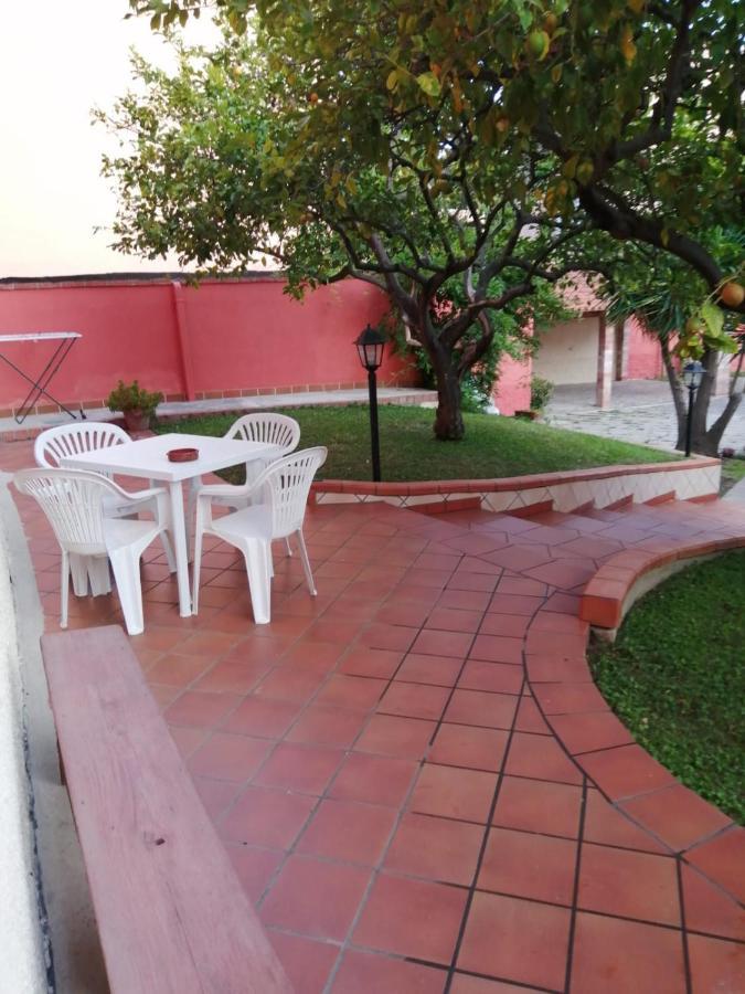 Piazza San Giorgio Hotel Dolianova Kültér fotó