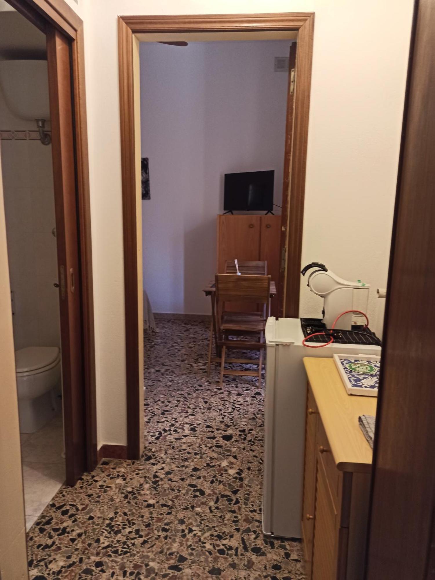 Piazza San Giorgio Hotel Dolianova Szoba fotó